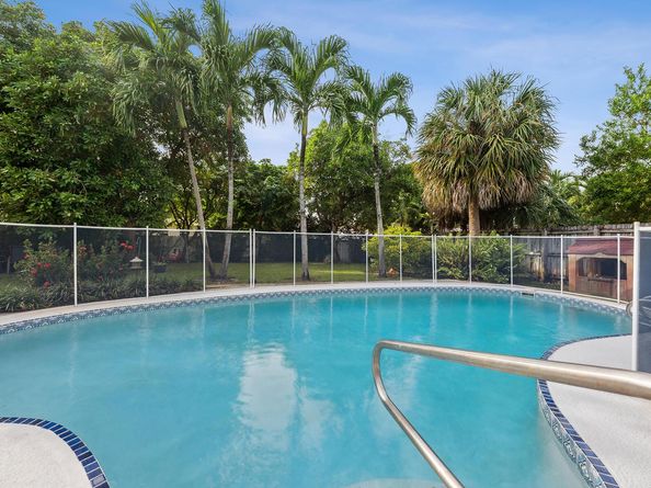 2110 N 54th Avenue, Hollywood FL 33021