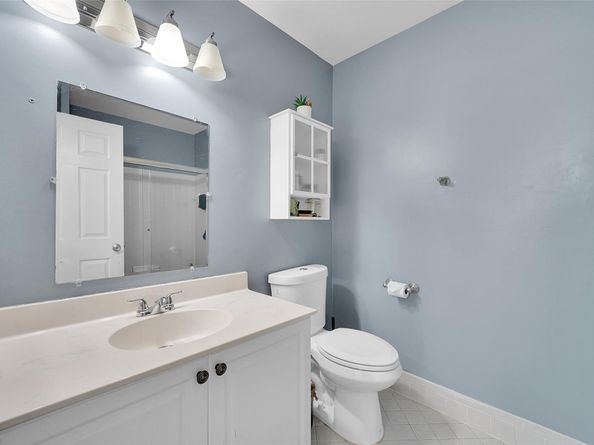 10615 NW 12th Ct, Plantation FL 33322