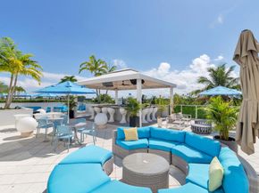 236 SE 5th Avenue 301, Delray Beach FL 33483