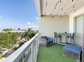 236 SE 5th Avenue 301, Delray Beach FL 33483