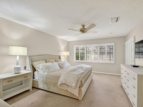 65 Eastgate Drive B, Boynton Beach FL 33436