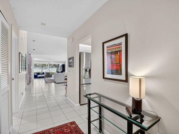 65 Eastgate Drive B, Boynton Beach FL 33436