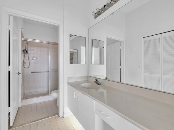 10133 NW 24th Pl 407, Sunrise FL 33322