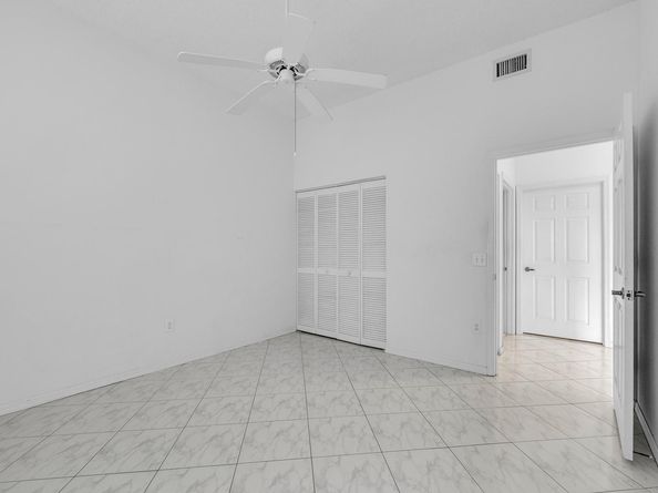 10133 NW 24th Pl 407, Sunrise FL 33322