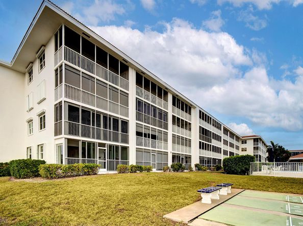 1910 S Ocean Boulevard 204, Delray Beach FL 33483