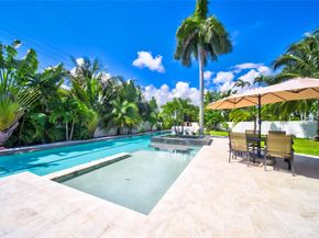 250 NE 27th Ct, Boca Raton FL 33431