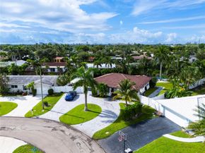 250 NE 27th Ct, Boca Raton FL 33431