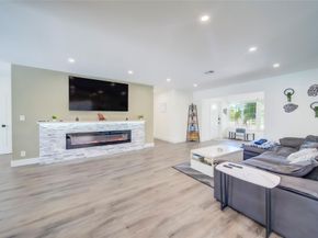 250 NE 27th Ct, Boca Raton FL 33431