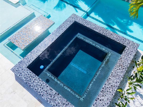 250 NE 27th Ct, Boca Raton FL 33431