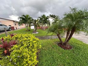 523 Colonial Road A  B, West Palm Beach FL 33405