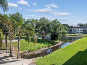 700 S Hollybrook Drive 201, Pembroke Pines FL 33025