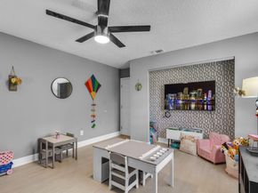 5 Compton Way, Boynton Beach FL 33426