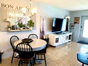 116 Canterbury E, West Palm Beach FL 33417