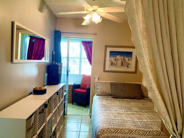 116 Canterbury E, West Palm Beach FL 33417