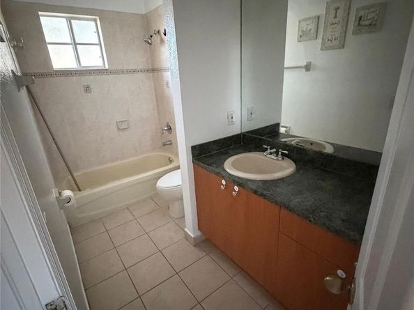 1718 SW 81st Way 1718, North Lauderdale FL 33068