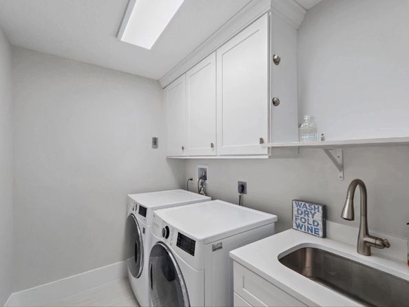 32 Grand Bay Circle, Juno Beach FL 33408