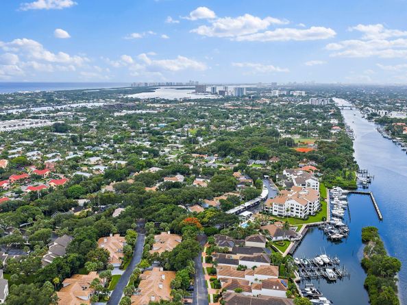 32 Grand Bay Circle, Juno Beach FL 33408