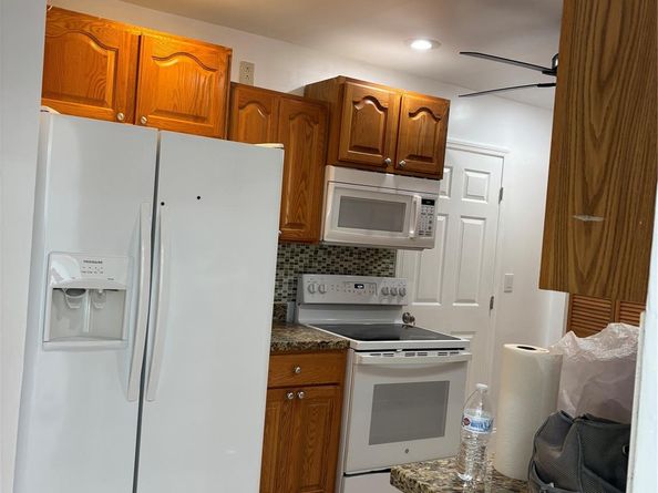 5635 Grant St, Hollywood FL 33021