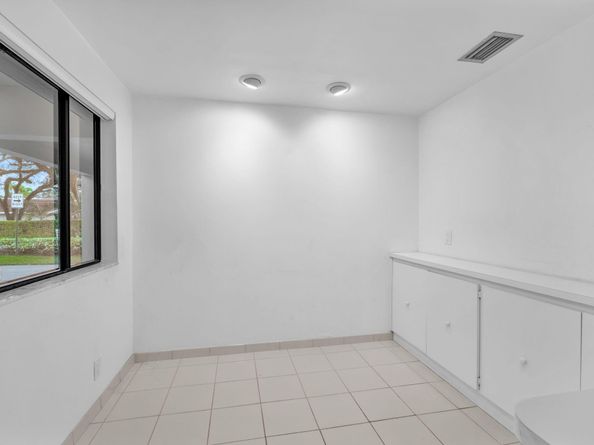 3501 Keyser Ave 29, Hollywood FL 33021