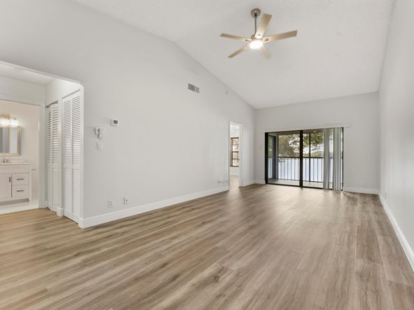 2900 Olivewood Terrace 201, Boca Raton FL 33431