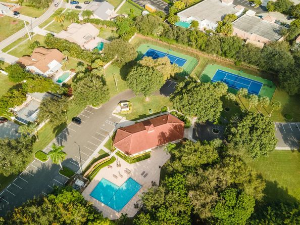 2900 Olivewood Terrace 201, Boca Raton FL 33431