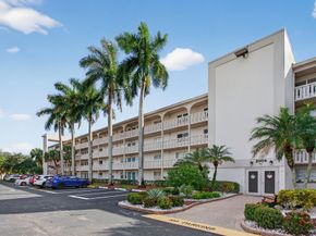 2004 Granada Dr C3, Coconut Creek FL 33066