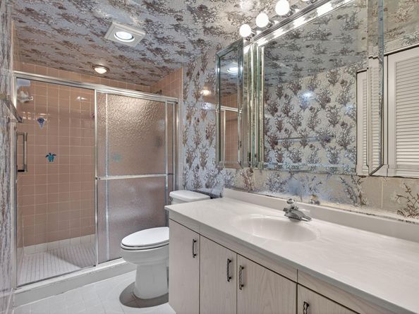 2004 Granada Dr C3, Coconut Creek FL 33066