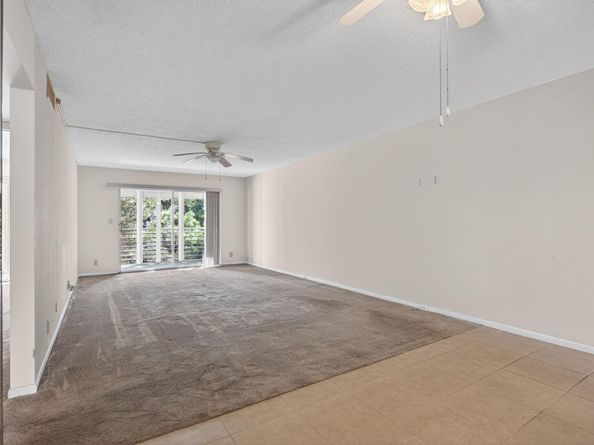 2004 Granada Dr C3, Coconut Creek FL 33066