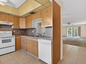 2004 Granada Dr C3, Coconut Creek FL 33066