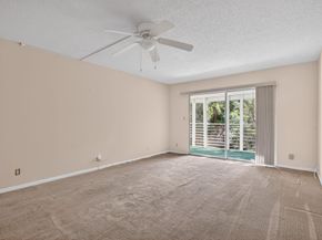 2004 Granada Dr C3, Coconut Creek FL 33066