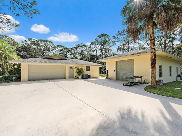 16486 95th Avenue N, Jupiter FL 33478