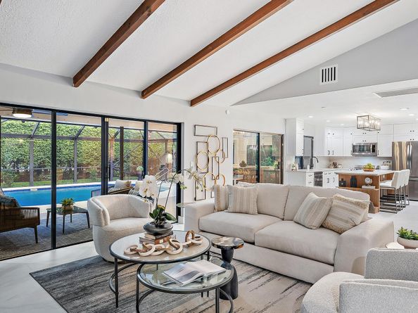 9 Old Fence Road, Palm Beach Gardens FL 33418