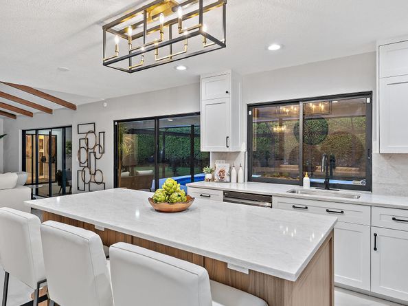 9 Old Fence Road, Palm Beach Gardens FL 33418