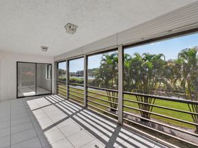 5771 Fairway Park Court 205, Boynton Beach FL 33437
