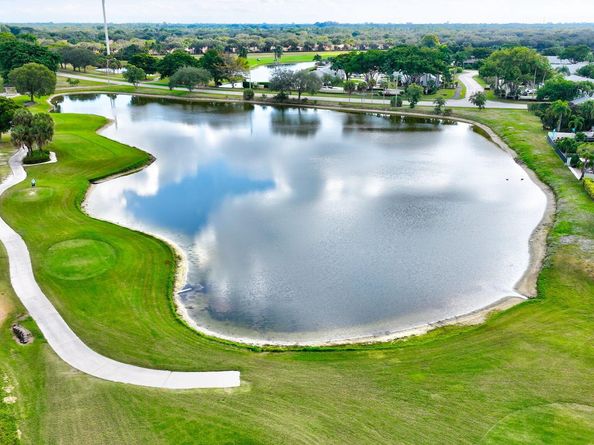 5771 Fairway Park Court 205, Boynton Beach FL 33437