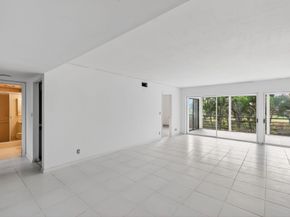 5771 Fairway Park Court 205, Boynton Beach FL 33437