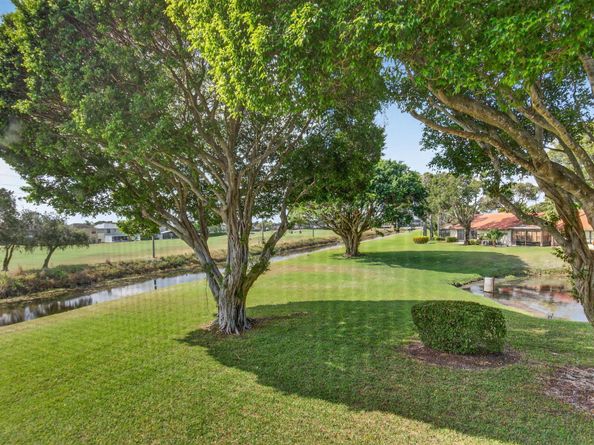 5771 Fairway Park Court 205, Boynton Beach FL 33437
