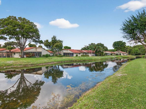 5771 Fairway Park Court 205, Boynton Beach FL 33437