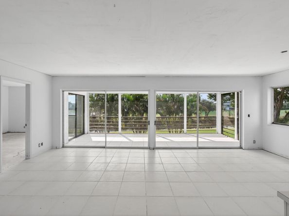 5771 Fairway Park Court 205, Boynton Beach FL 33437