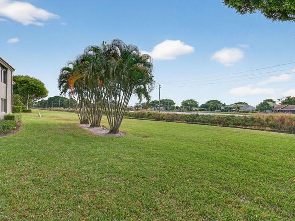 5771 Fairway Park Court 205, Boynton Beach FL 33437