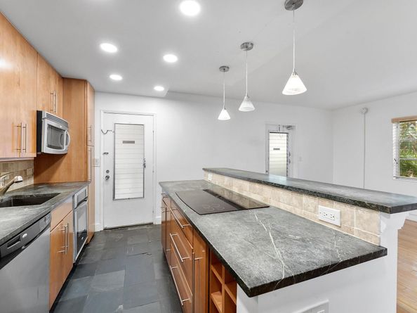 125 Isle Of Venice Dr 10, Fort Lauderdale FL 33301