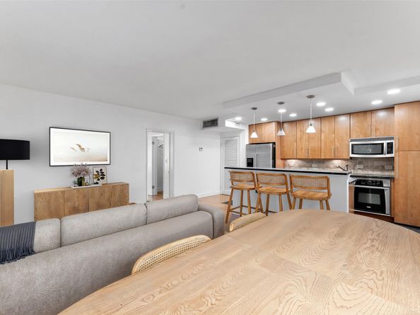 125 Isle Of Venice Dr 10, Fort Lauderdale FL 33301