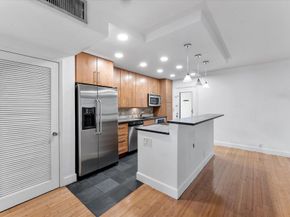 125 Isle Of Venice Dr 10, Fort Lauderdale FL 33301