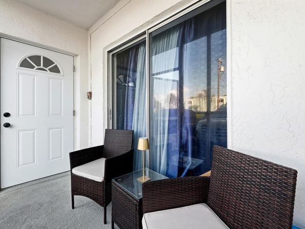 1502 S Lakeside Drive 116N, Lake Worth Beach FL 33460