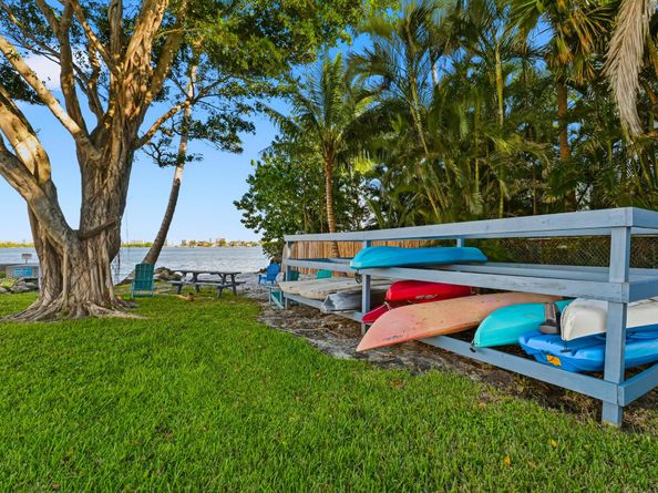 1502 S Lakeside Drive 116N, Lake Worth Beach FL 33460