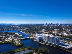 1180 N Federal Hwy 1005, Fort Lauderdale FL 33304