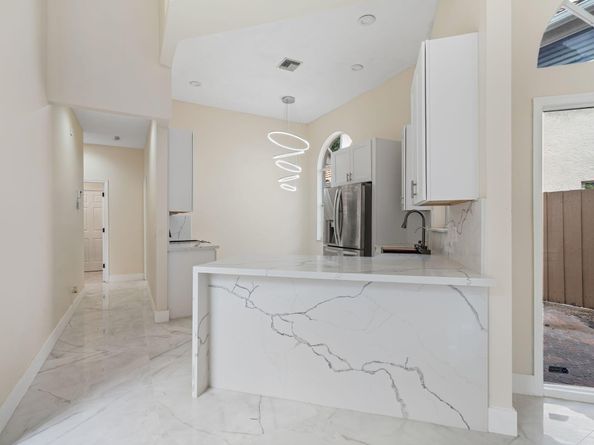 6682 NW 25th Way, Boca Raton FL 33496