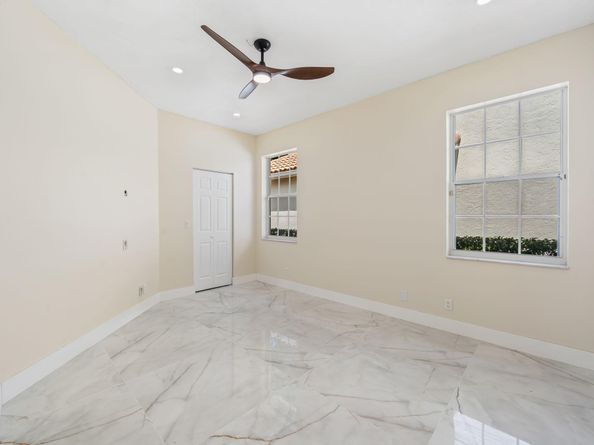 6682 NW 25th Way, Boca Raton FL 33496