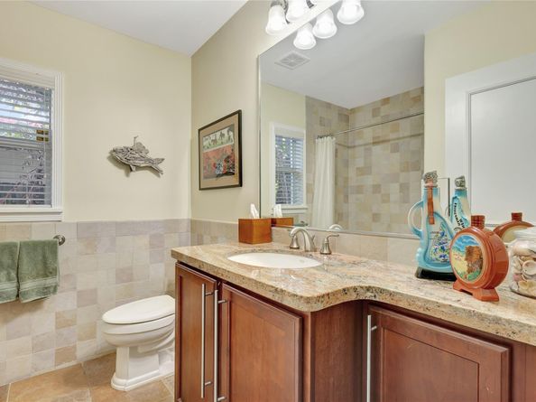 720 NE 17TH Te, Fort Lauderdale FL 33304