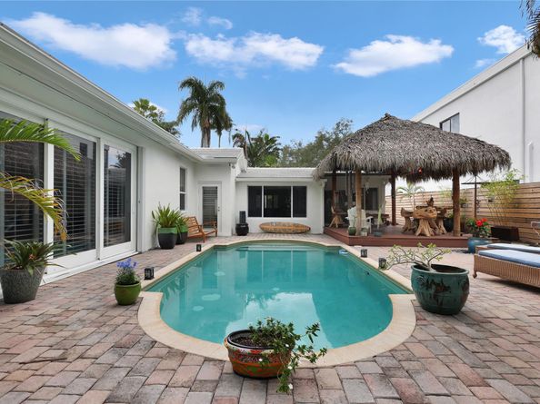 720 NE 17TH Te, Fort Lauderdale FL 33304